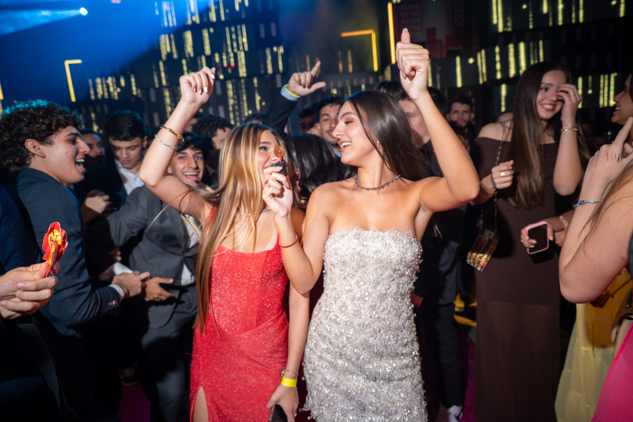 Antonela e convidados na pista de dança | Foto: Sabrina Vasconcelos