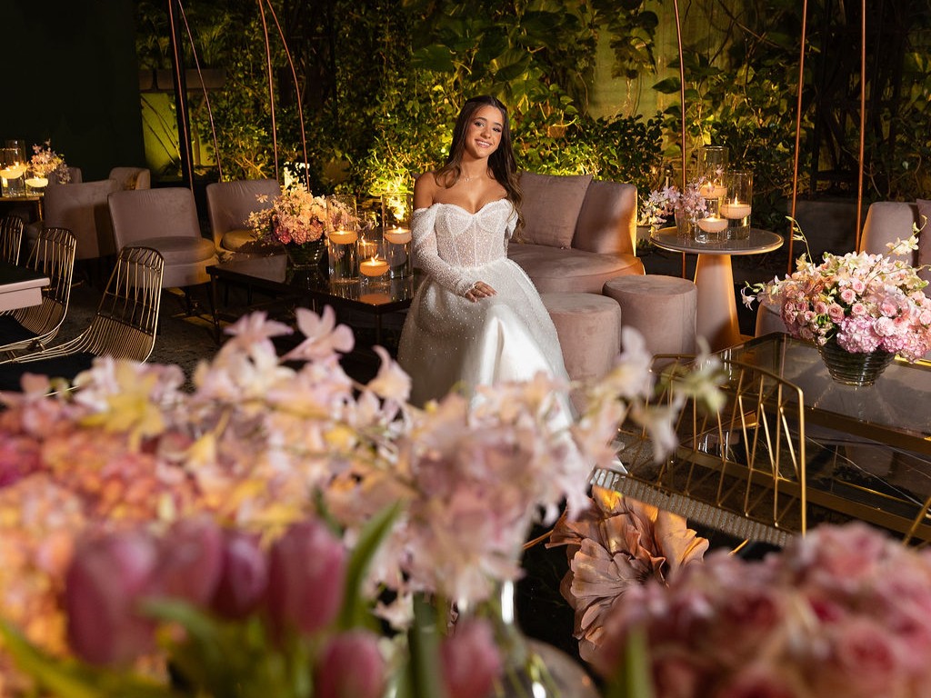 Festa de 15 anos romântica: o universo de Rafaella Stor Bittencourt