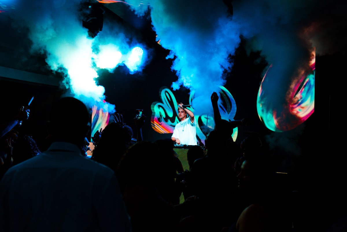 “Na hora do show, a pista é soberana”: leitura de pista e sets autorais definem o trabalho de DJ Bola