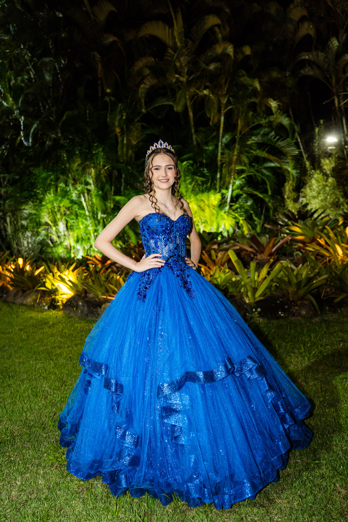 O azul que sempre foi dela: os 15 anos de Laura Santoni