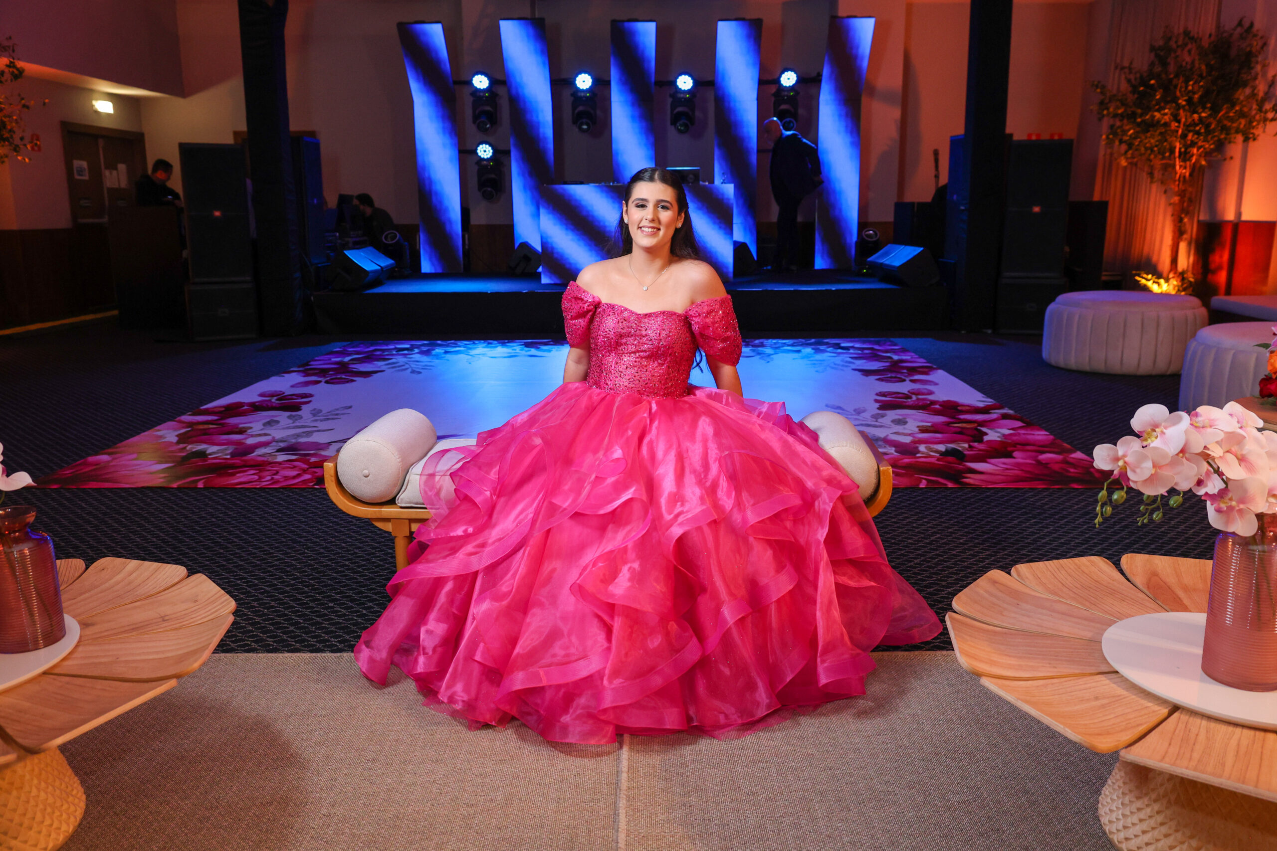 Gabriela Novio celebra 15 anos com tradições espanholas e festa em tons de pink