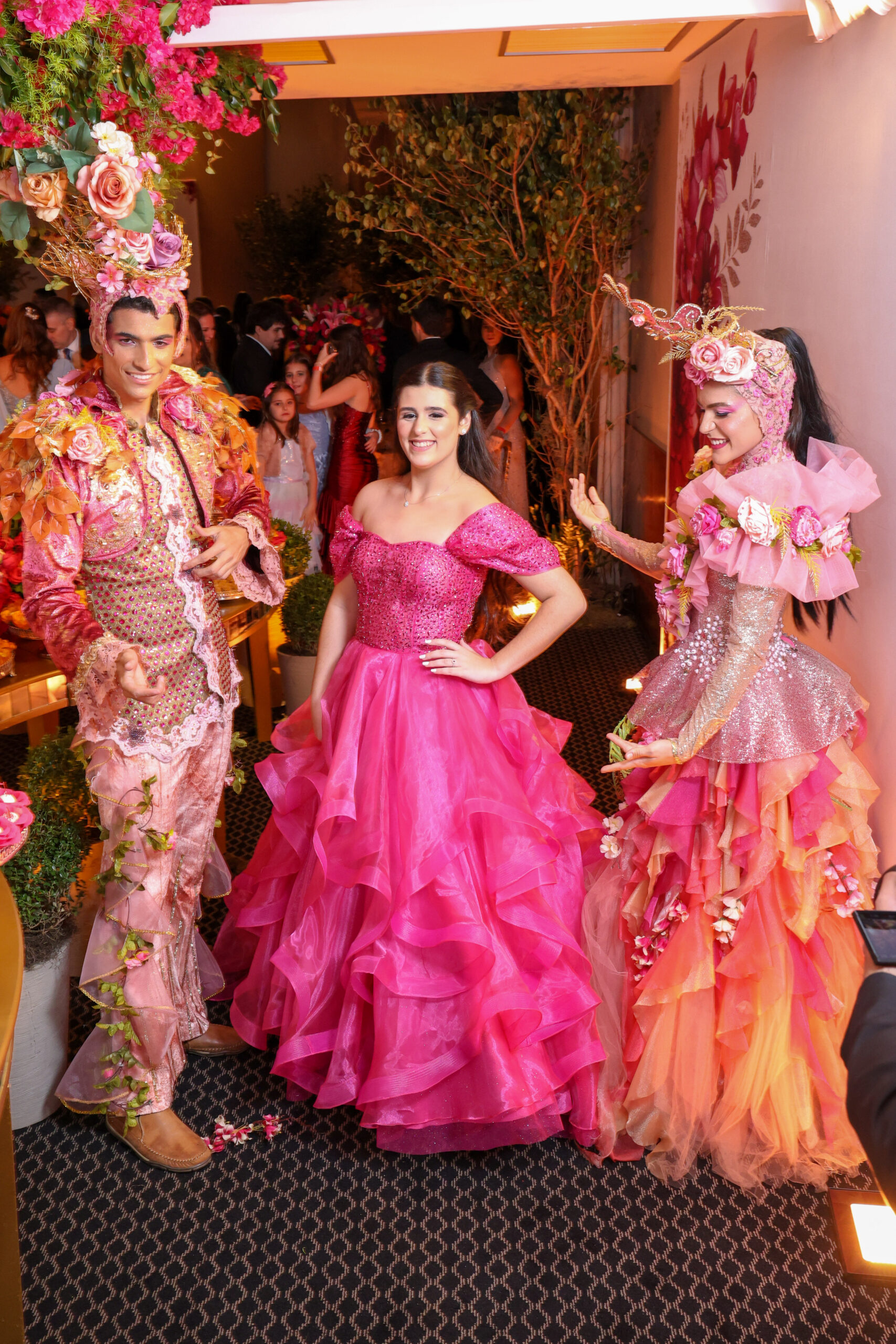 Gabriela Novio celebra 15 anos com tradições espanholas e festa em tons de pink